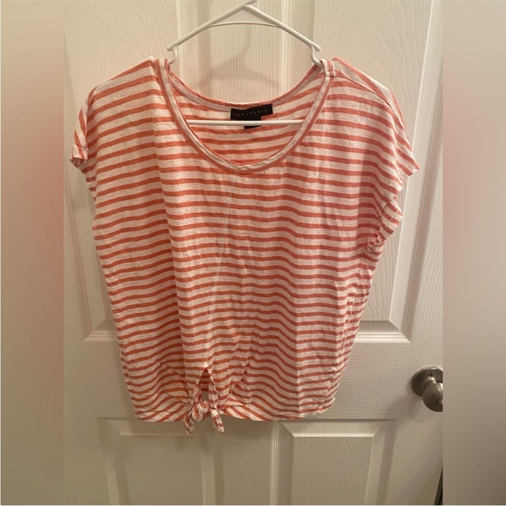 Casual Striped Tie-Front Tee - Coral/White